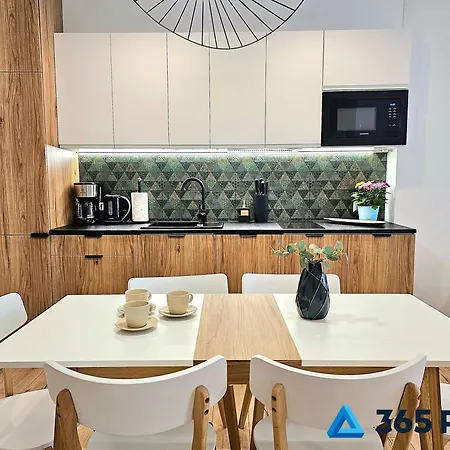 365pam - Leaf 6-osobowy Appartement