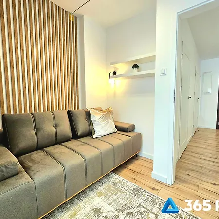 365pam - Leaf 6-osobowy Appartement *