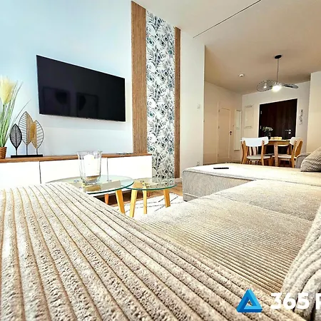 365pam - Leaf 6-osobowy Appartement *